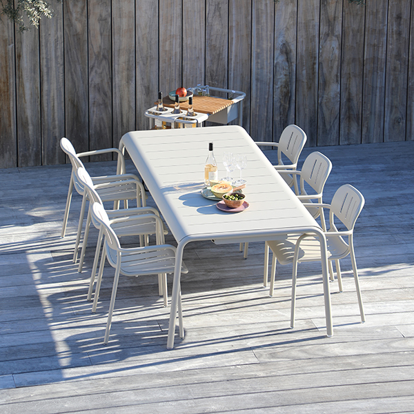 Pebl Sunset Outdoor Dining Range