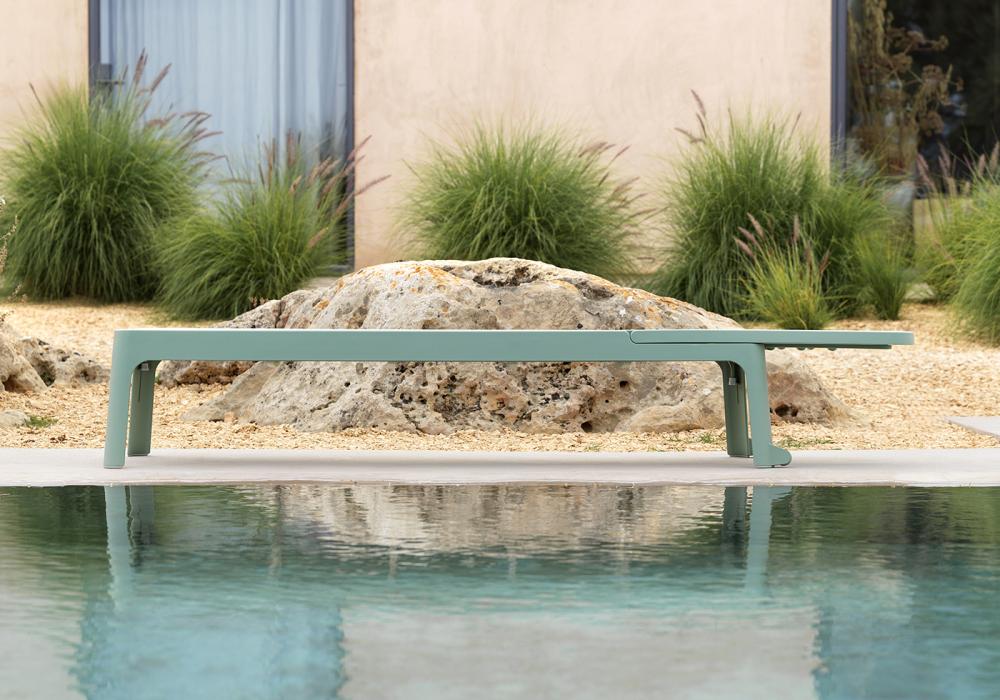 Outdoor Furniture Colour and Texture