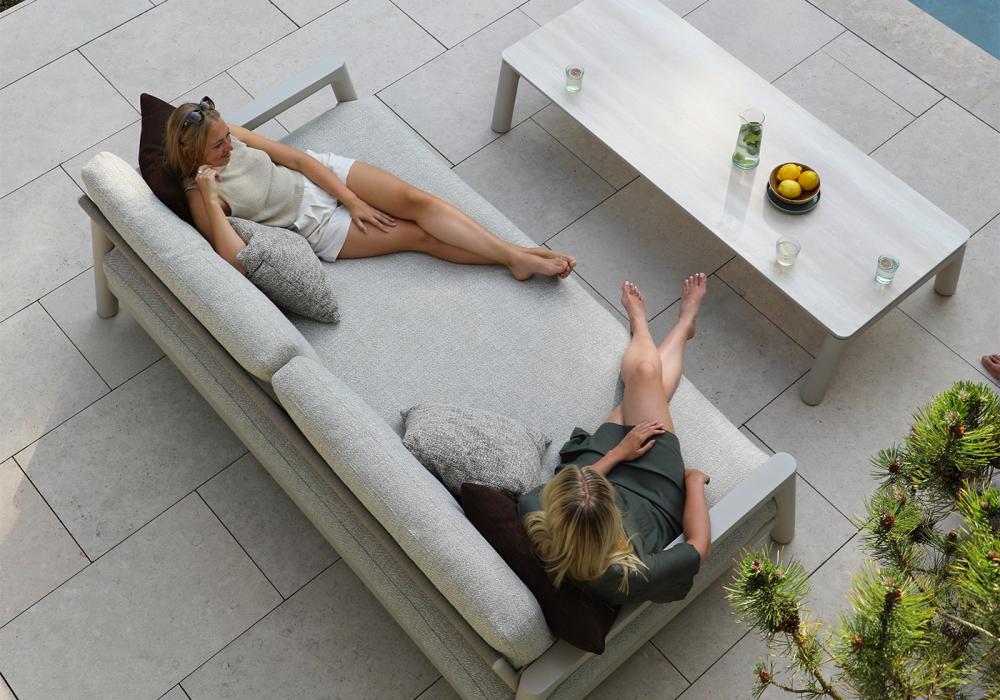 What Is a Hybrid Sunlounger