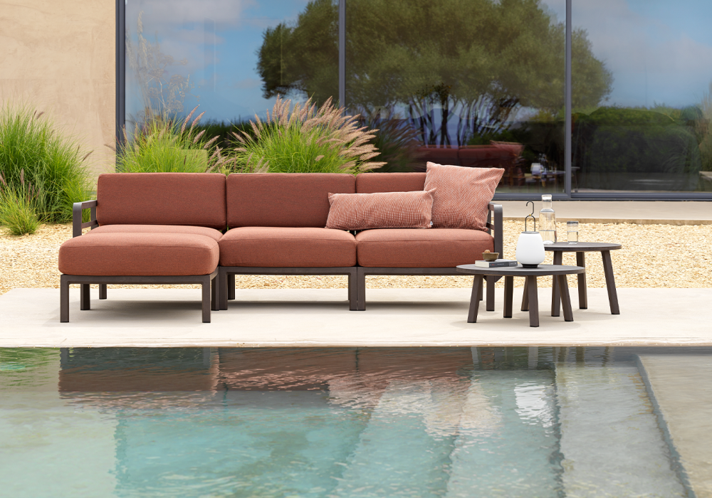 Nardi Maximo Modular Lounge as Hybrid Sunlounger
