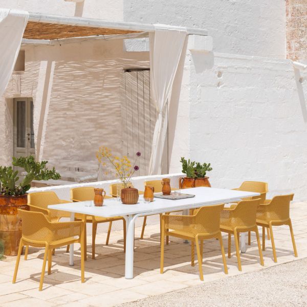 Outdoor dining set on sale with extendable table