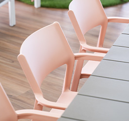 Tips For Choosing Your Outdoor Furniture Colour
