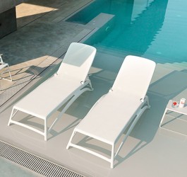 Nardi Sun Loungers by Material: Sling, Slatted Resin or Plano?