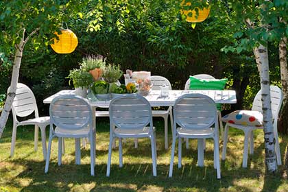 Alloro White Erica 9 Piece